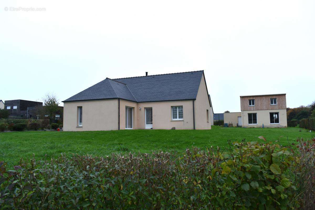 Maison à SABLE-SUR-SARTHE