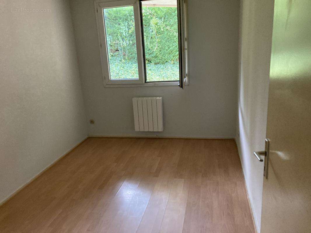 Appartement à SAINT-GENIS-LAVAL