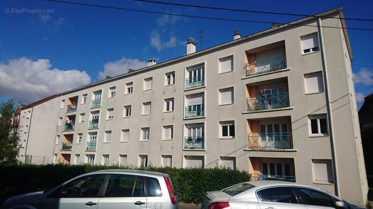 Appartement à SAINT-JUST-EN-CHAUSSEE