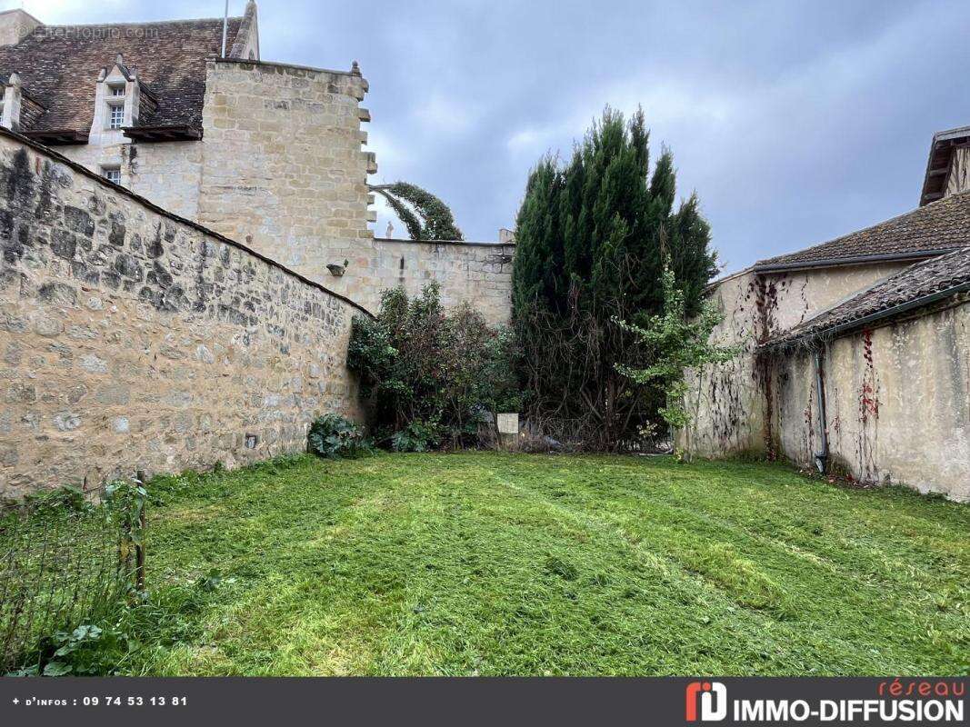 Maison à VERTEUIL-D&#039;AGENAIS