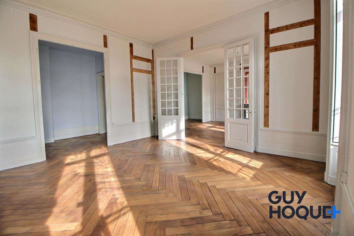 Appartement à LYON-9E