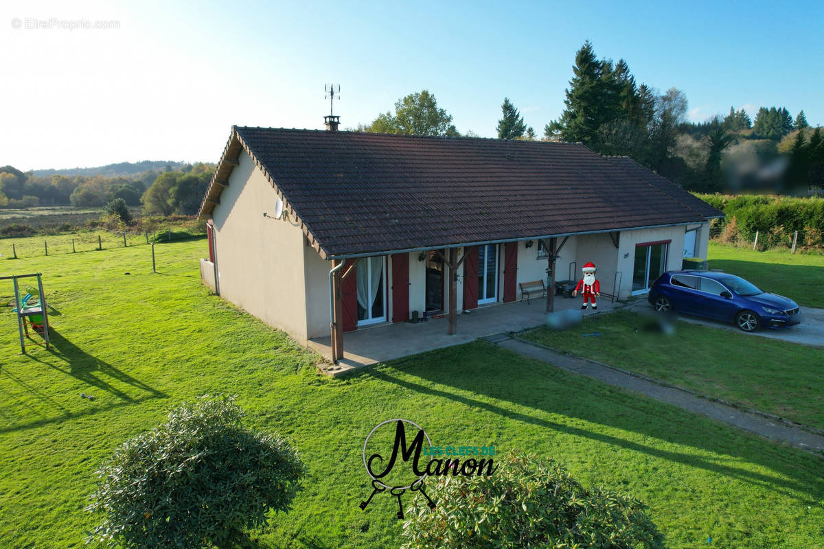 Maison à SAINT-LEGER-LA-MONTAGNE