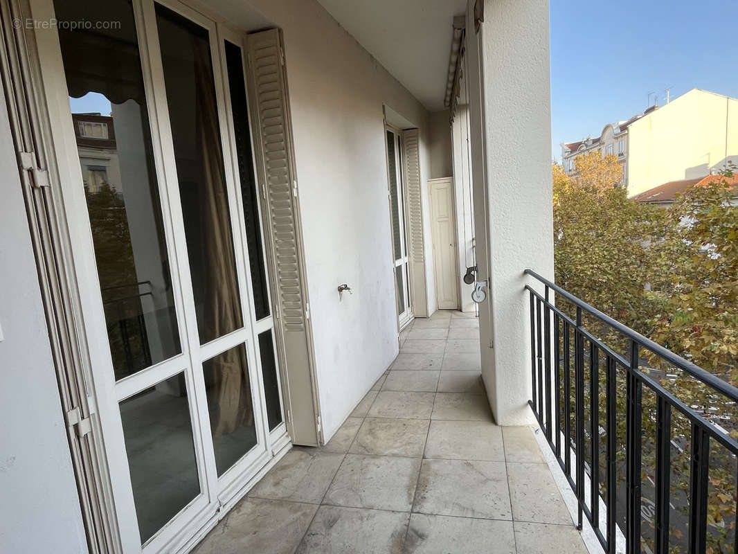 Appartement à LYON-6E