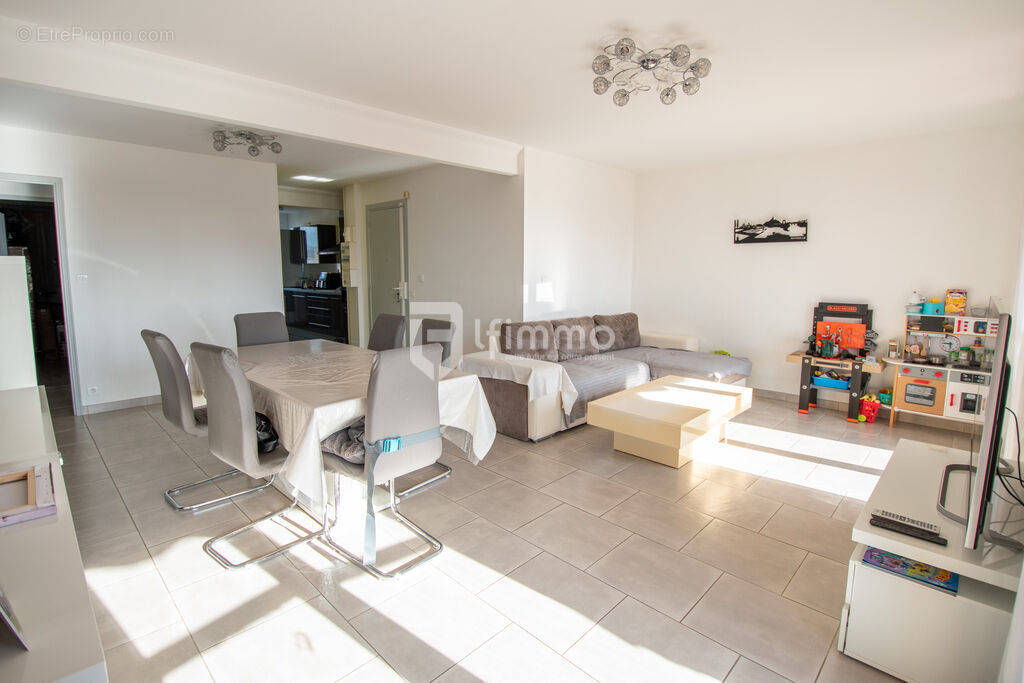 Appartement à MARSEILLE-10E