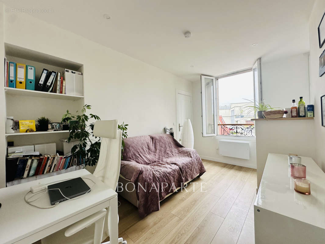 Appartement à AUBERVILLIERS