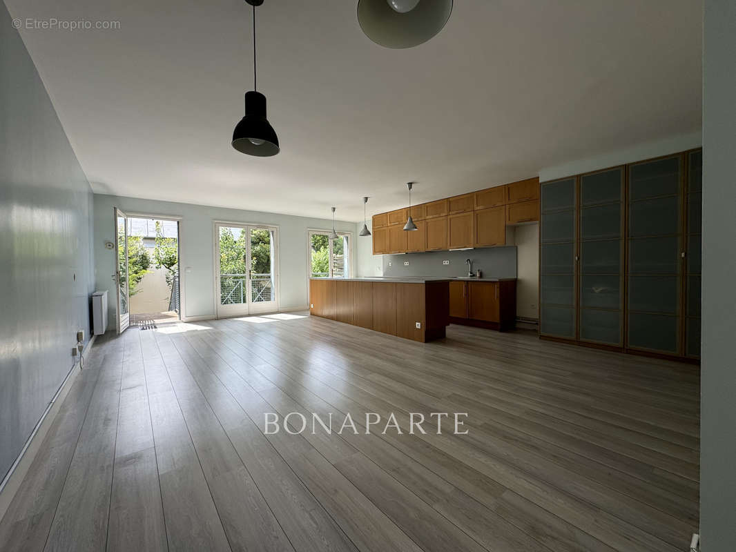 Appartement à ASNIERES-SUR-SEINE