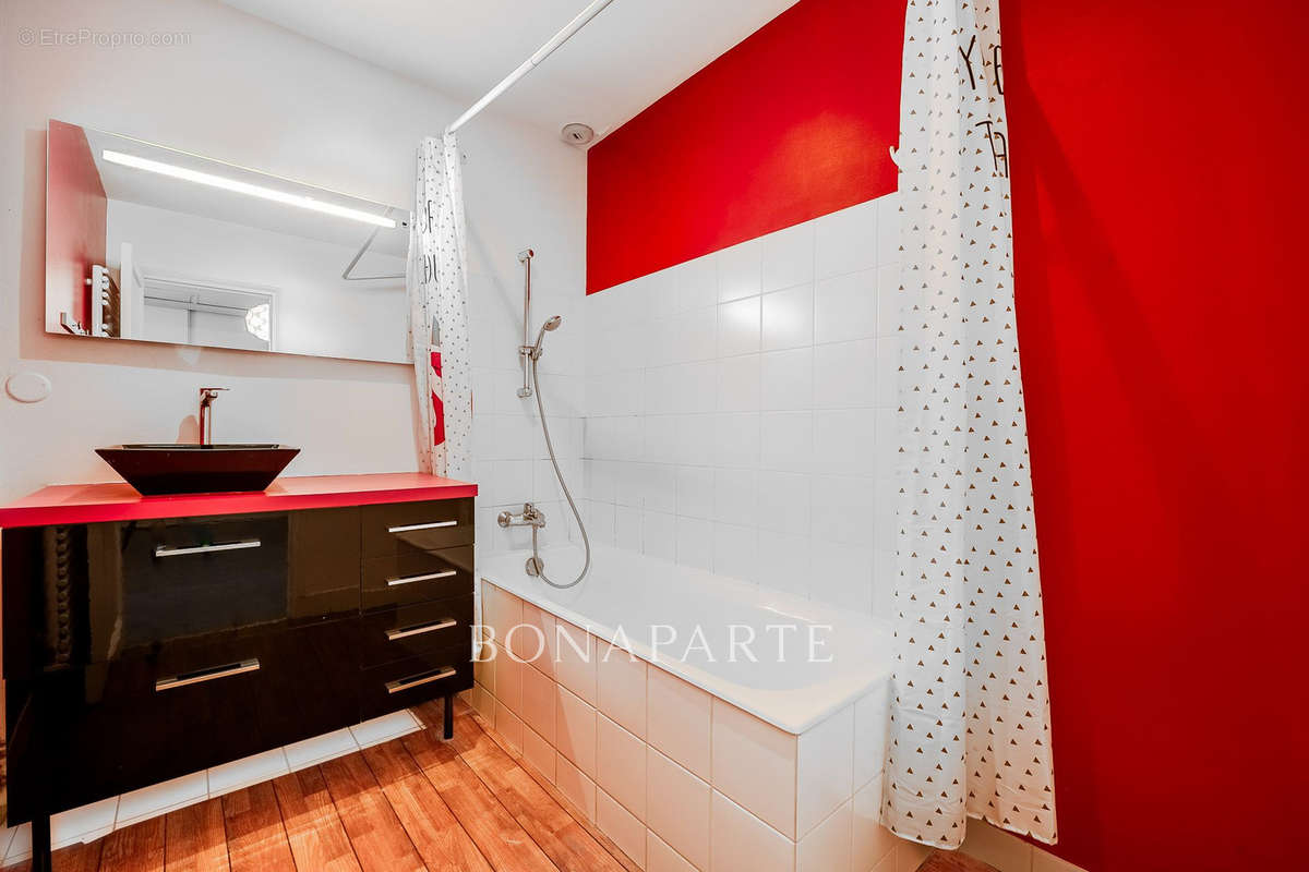 Appartement à ASNIERES-SUR-SEINE