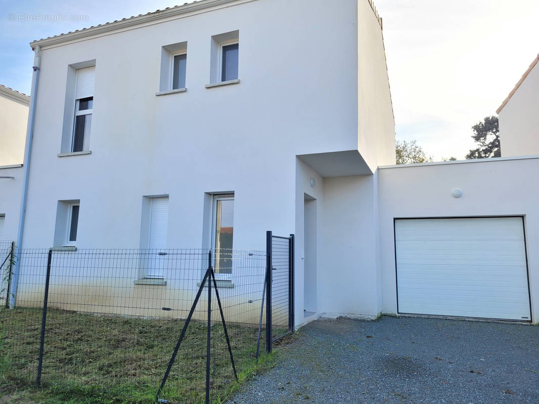 Maison à PESSAC