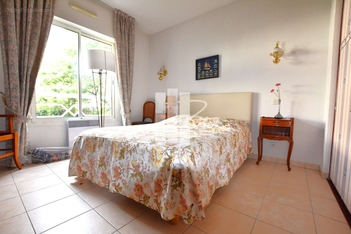 Appartement à SAINT-RAPHAEL