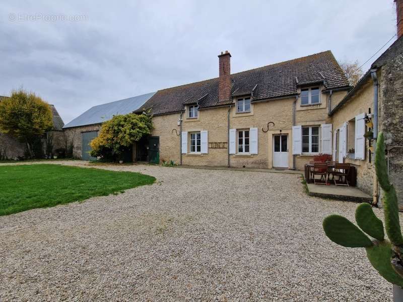 Maison à DOURDAN