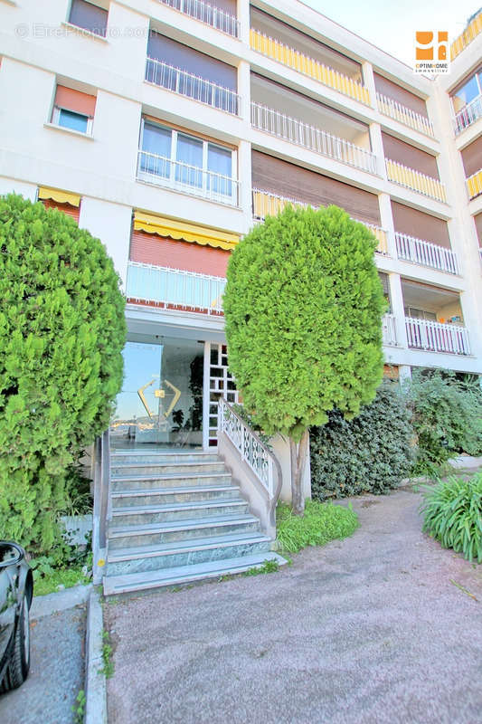 Appartement à CAGNES-SUR-MER