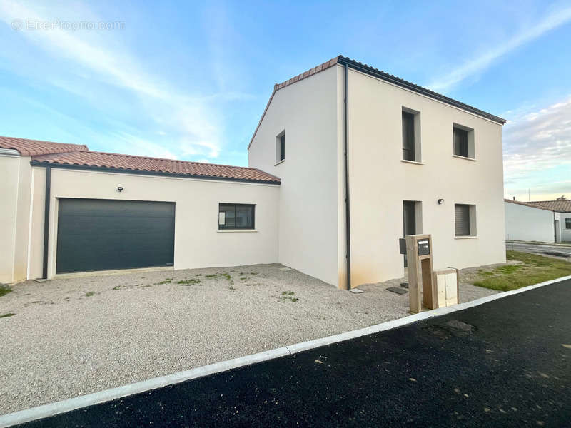 Maison à MOUILLERON-LE-CAPTIF