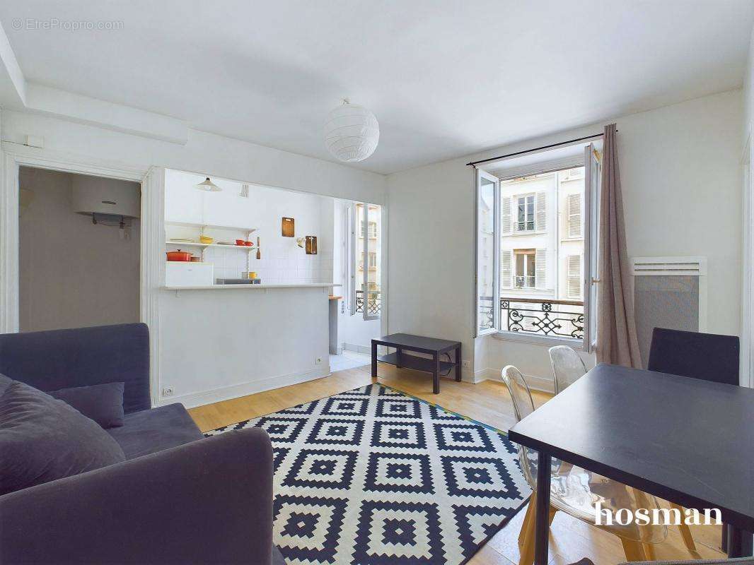 Appartement à PARIS-11E