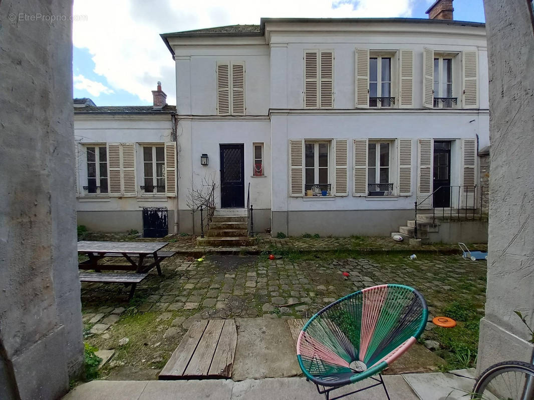 Maison à FONTAINEBLEAU