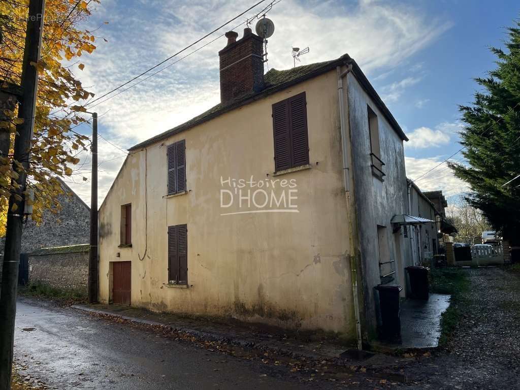 Maison à JOUY-LE-CHATEL