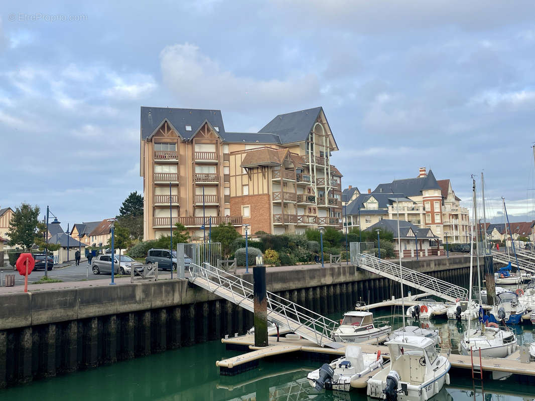 Appartement à DIVES-SUR-MER