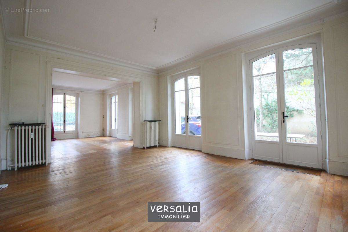 Appartement à VERSAILLES