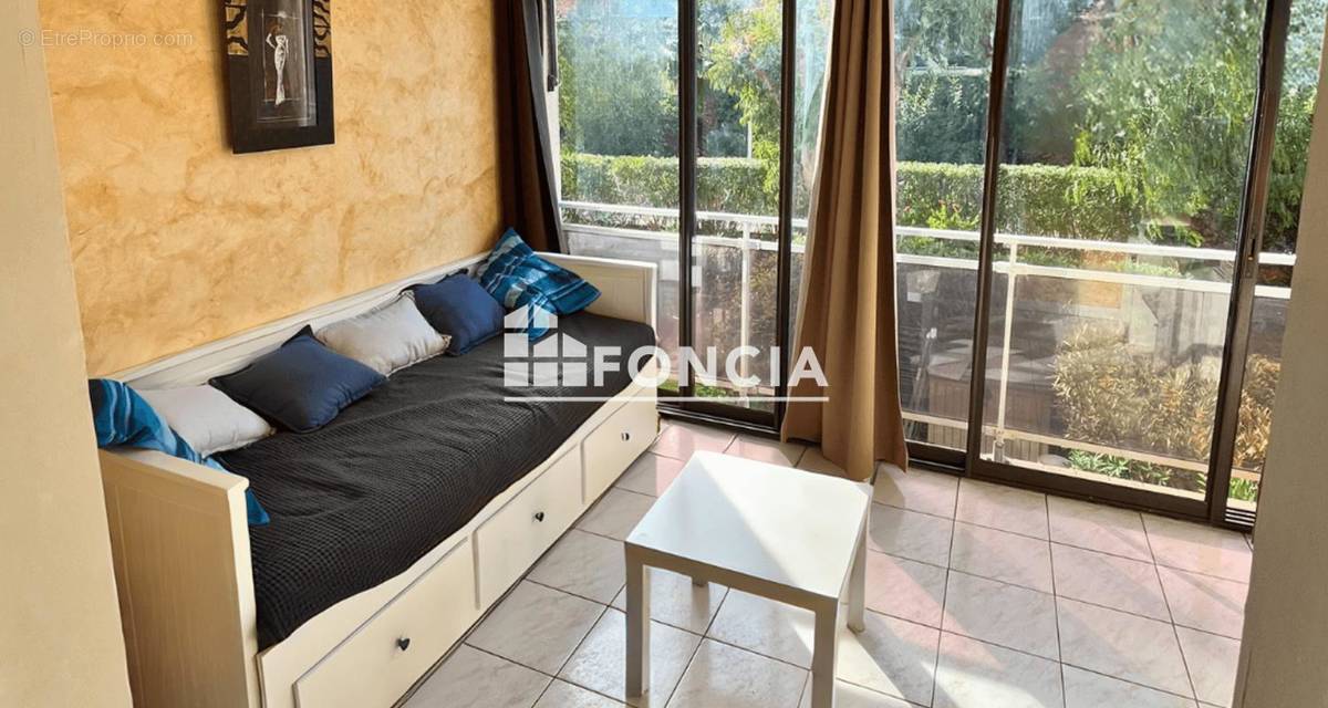 Appartement à BORMES-LES-MIMOSAS