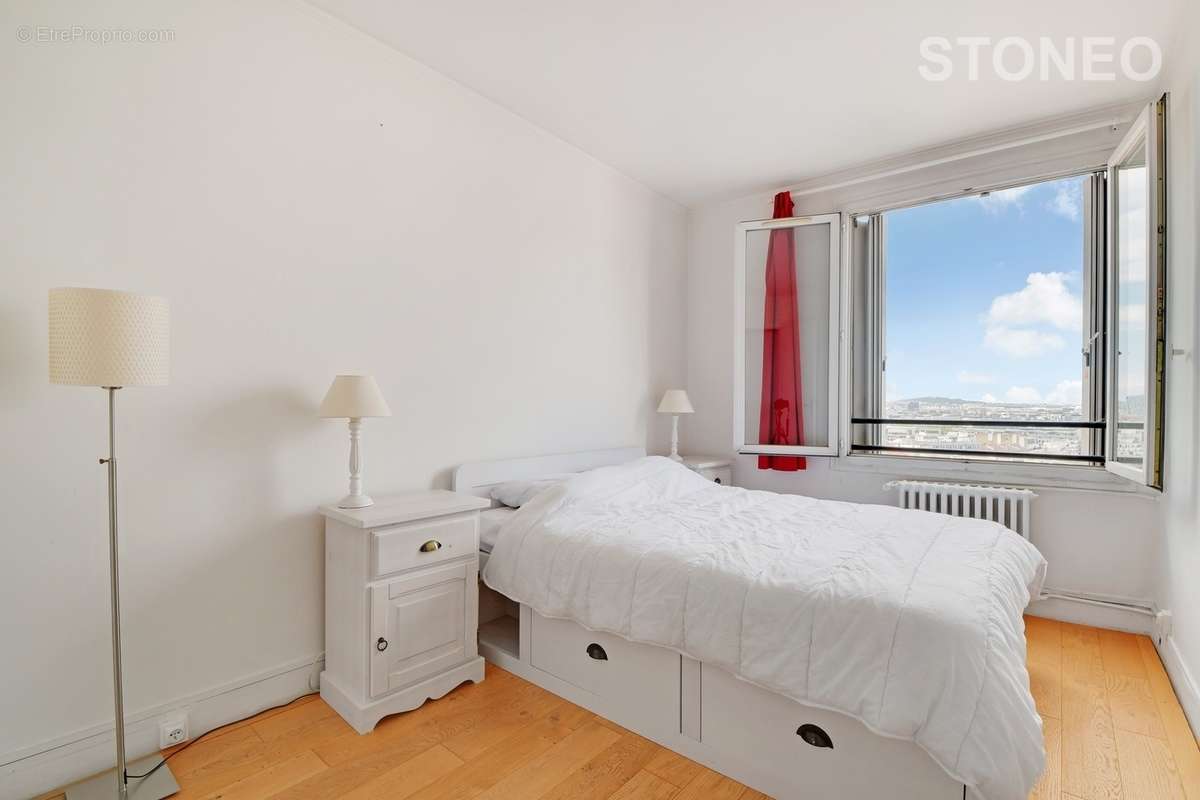 Appartement à ISSY-LES-MOULINEAUX