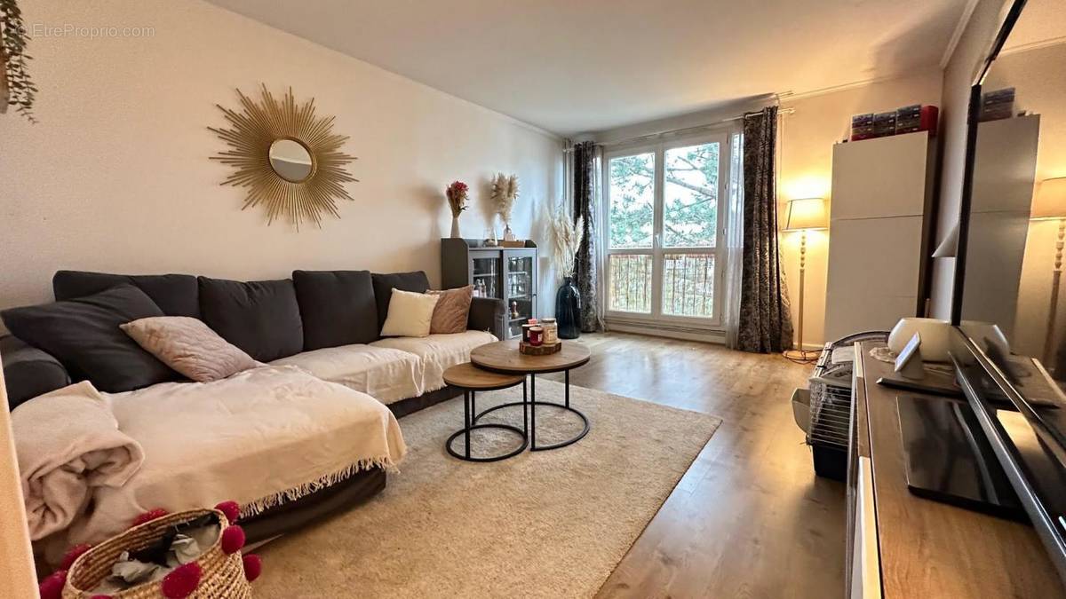 Appartement à NEUILLY-PLAISANCE