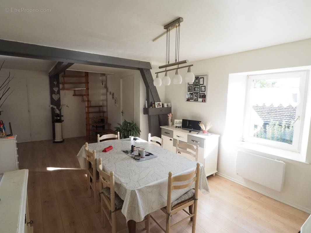 Appartement à CHAUX