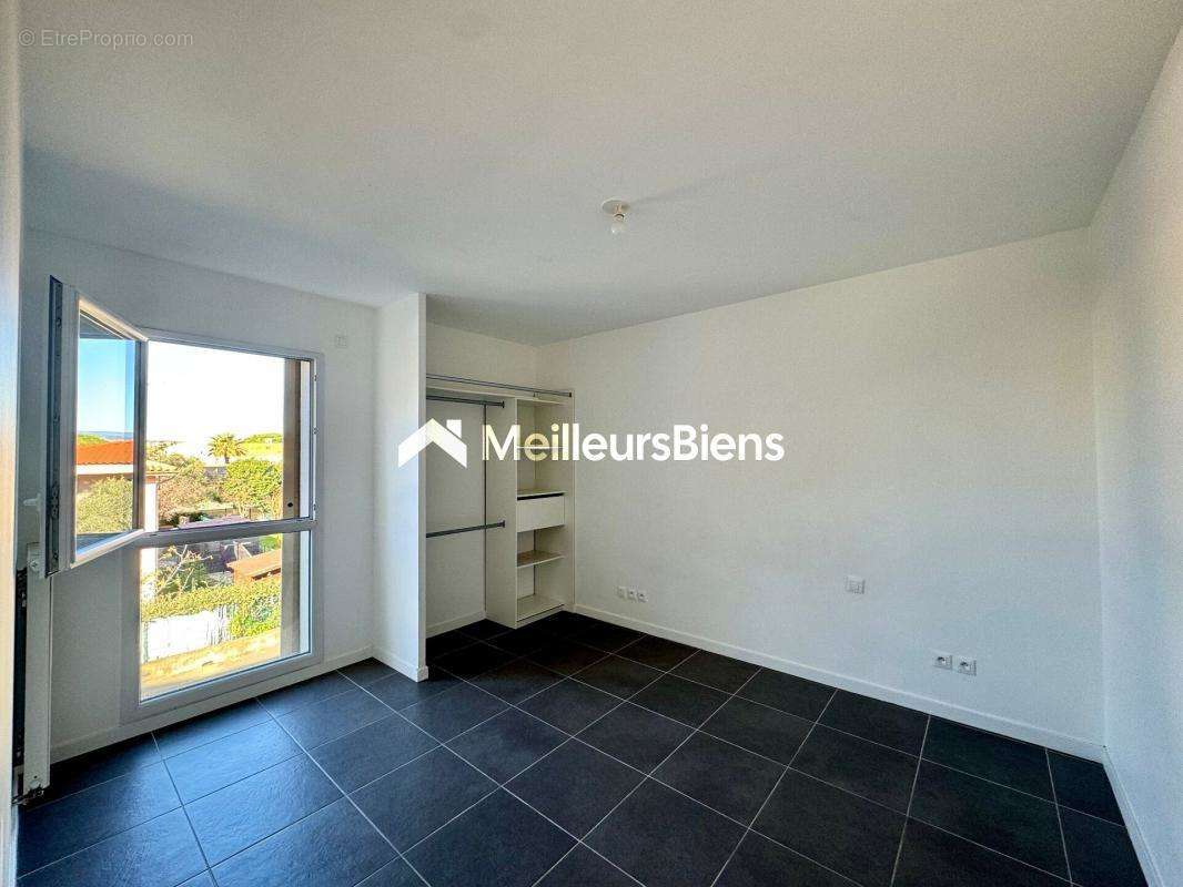 Appartement à FREJUS