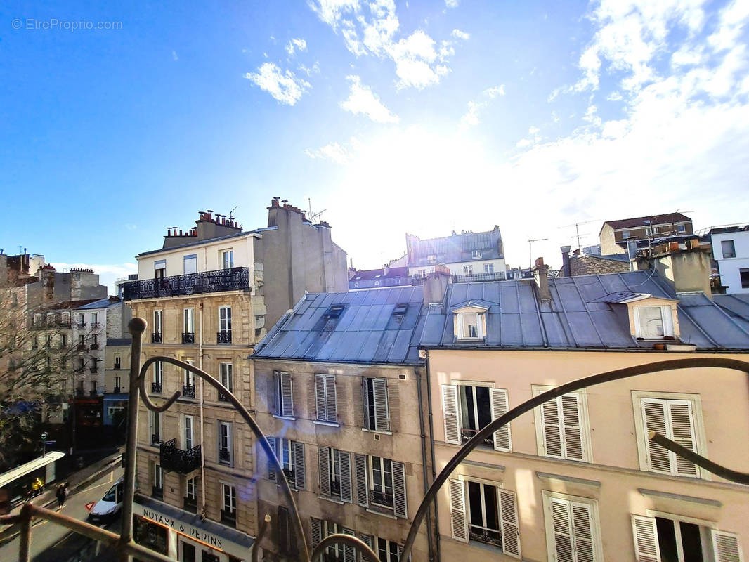 Appartement à PARIS-14E