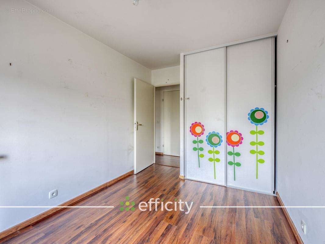 Appartement à EPINAY-SOUS-SENART