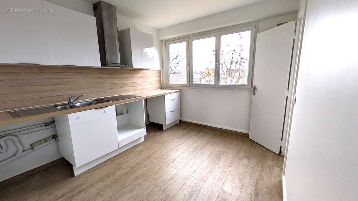 Appartement à LE PERREUX-SUR-MARNE