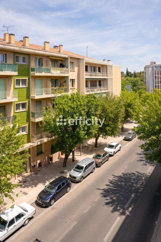 Appartement à AIX-EN-PROVENCE