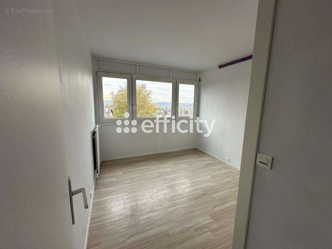 Appartement à PALAISEAU