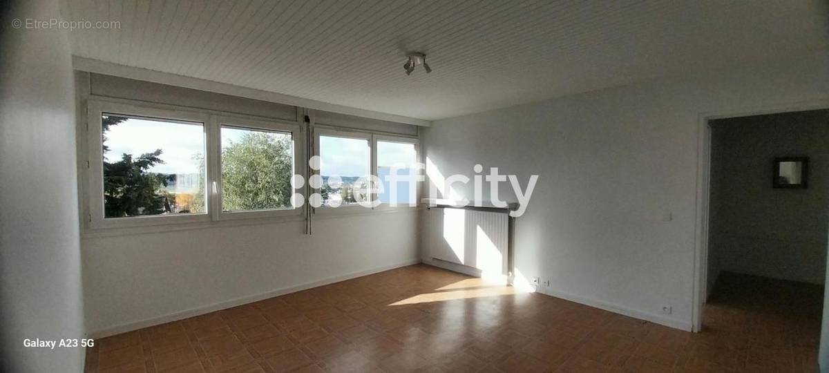 Appartement à PALAISEAU