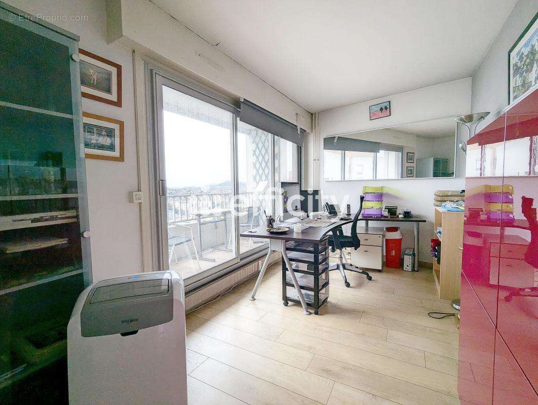 Appartement à SAINT-GRATIEN