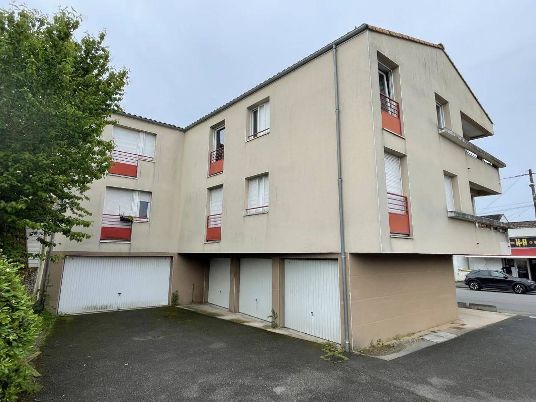 Appartement à REZE