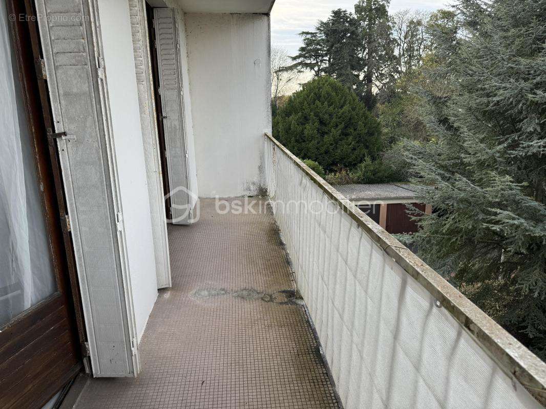 Appartement à SAINT-CYR-SUR-LOIRE