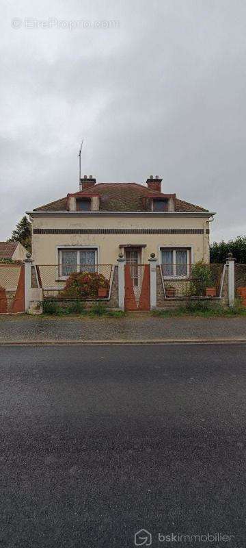 Maison à MATIGNY