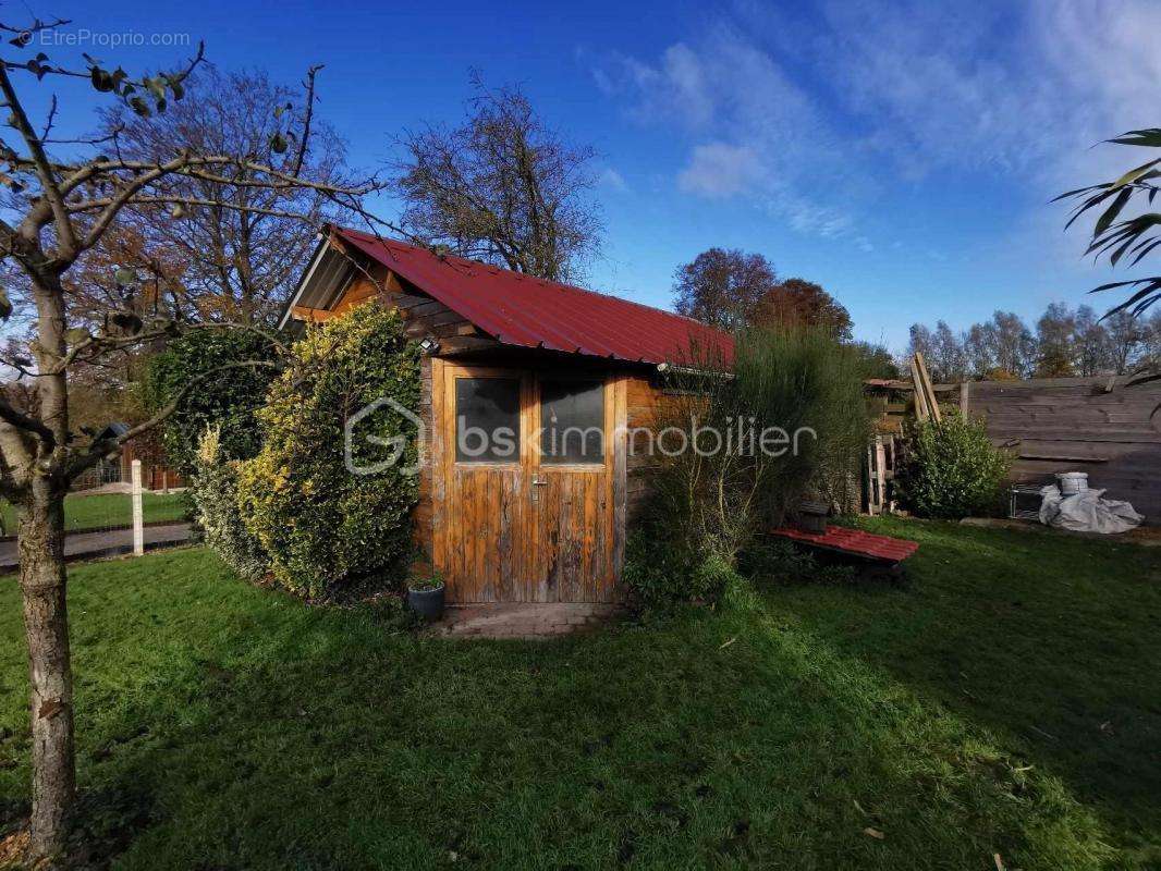 Maison à FEUQUIERES-EN-VIMEU