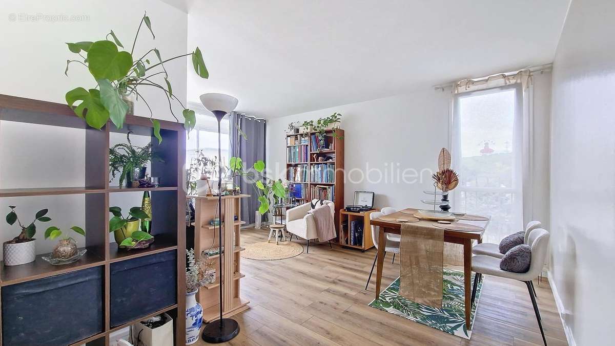 Appartement à NEUILLY-PLAISANCE