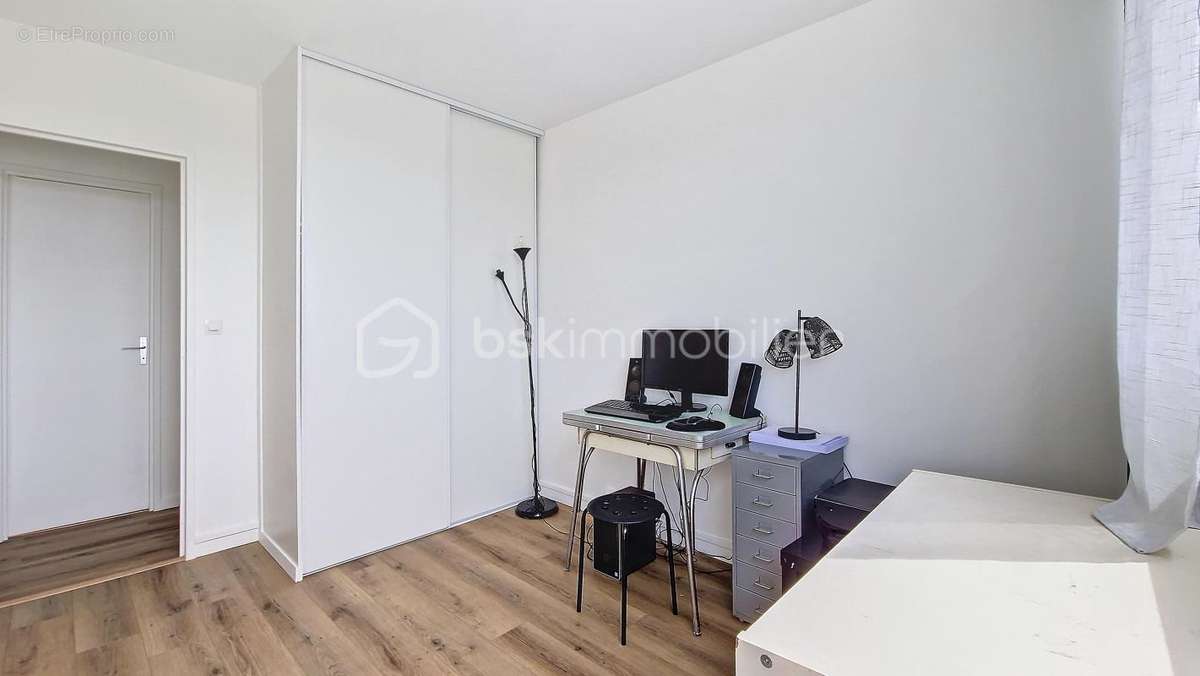 Appartement à NEUILLY-PLAISANCE