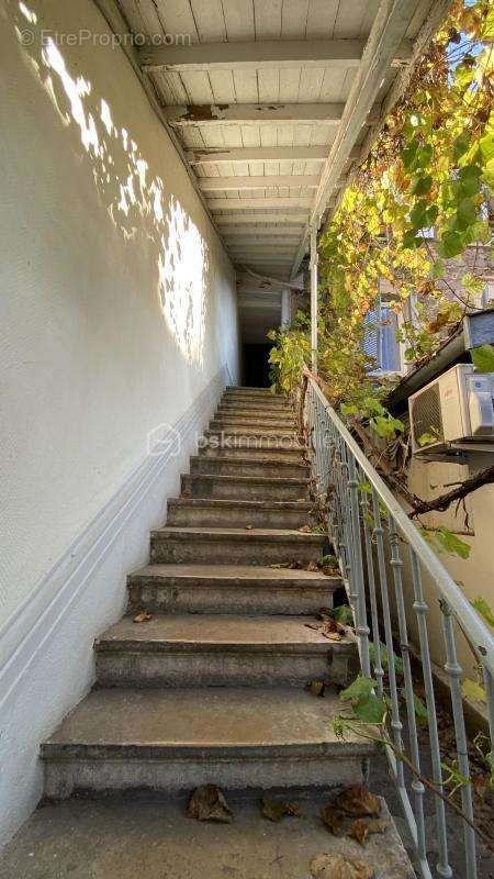 Appartement à OULLINS