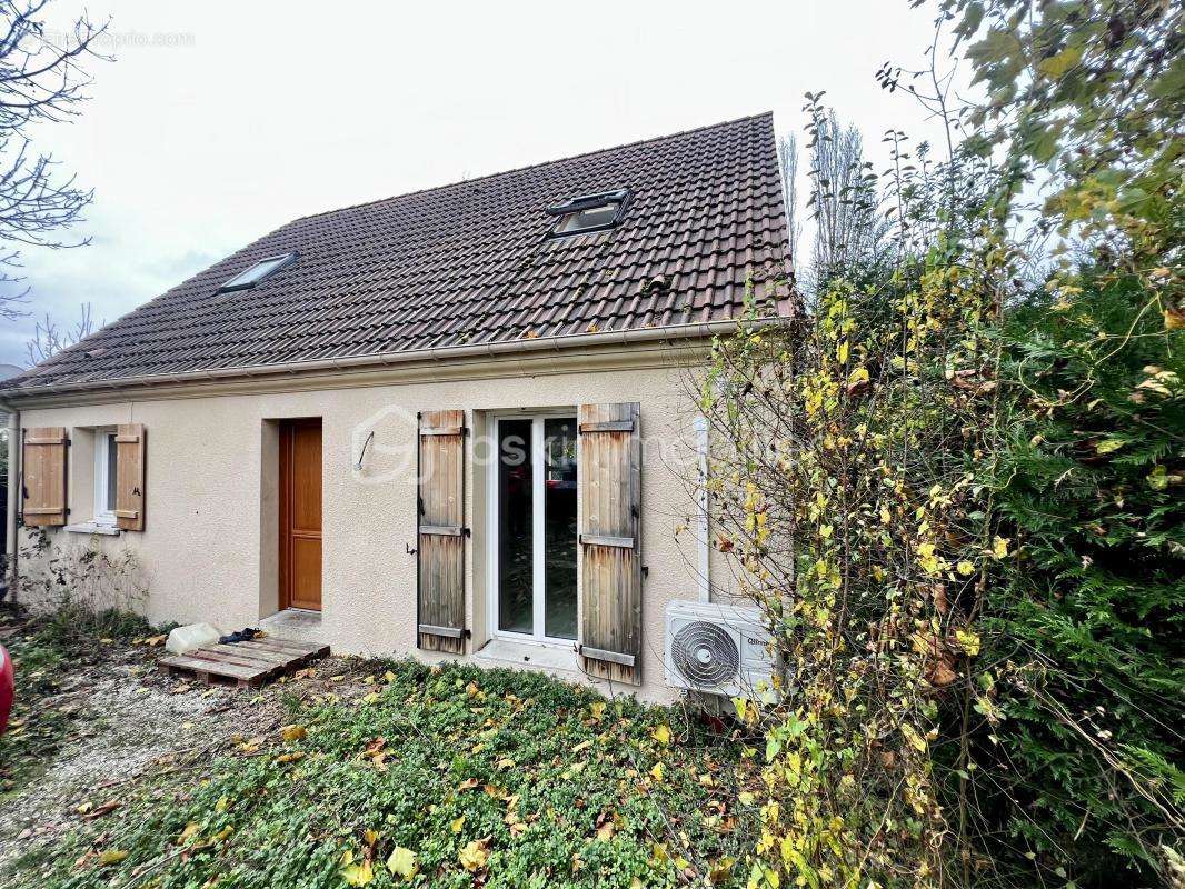 Maison à COULOMMIERS