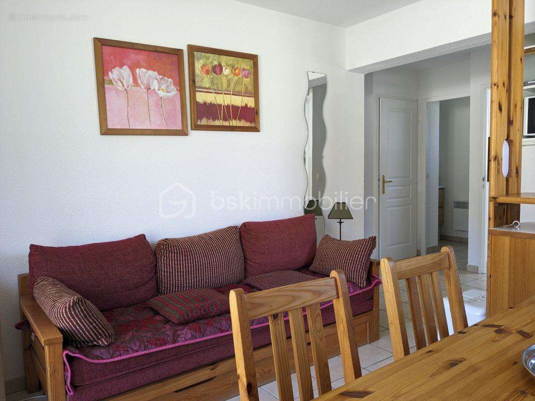 Appartement à MONTBRUN-LES-BAINS