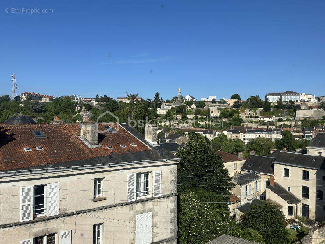 Appartement à POITIERS