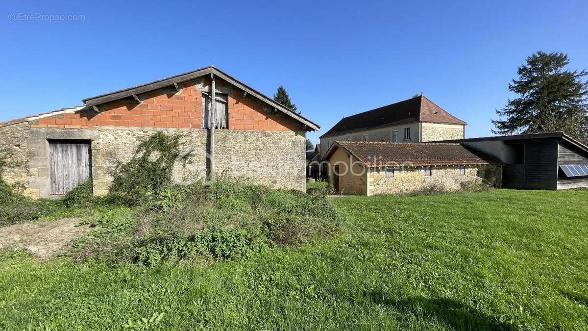 Maison à SAINT-AVIT-SENIEUR