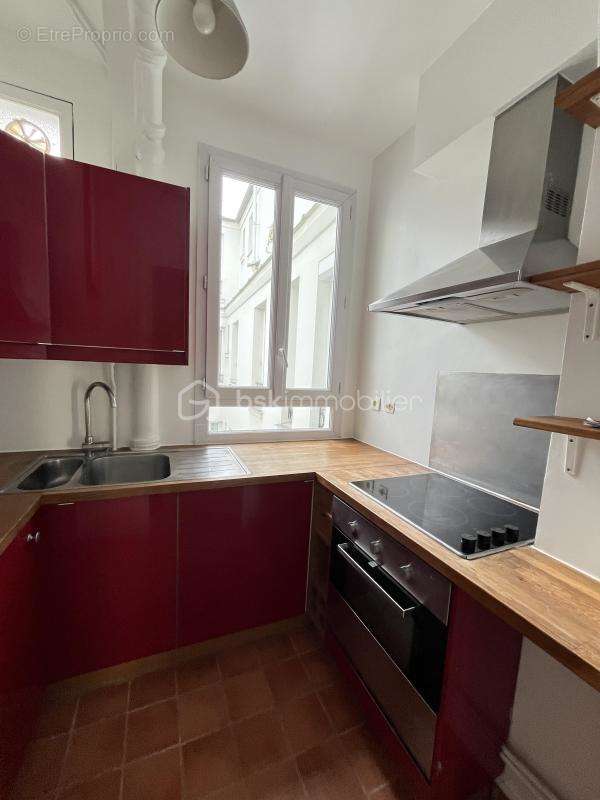 Appartement à PARIS-18E