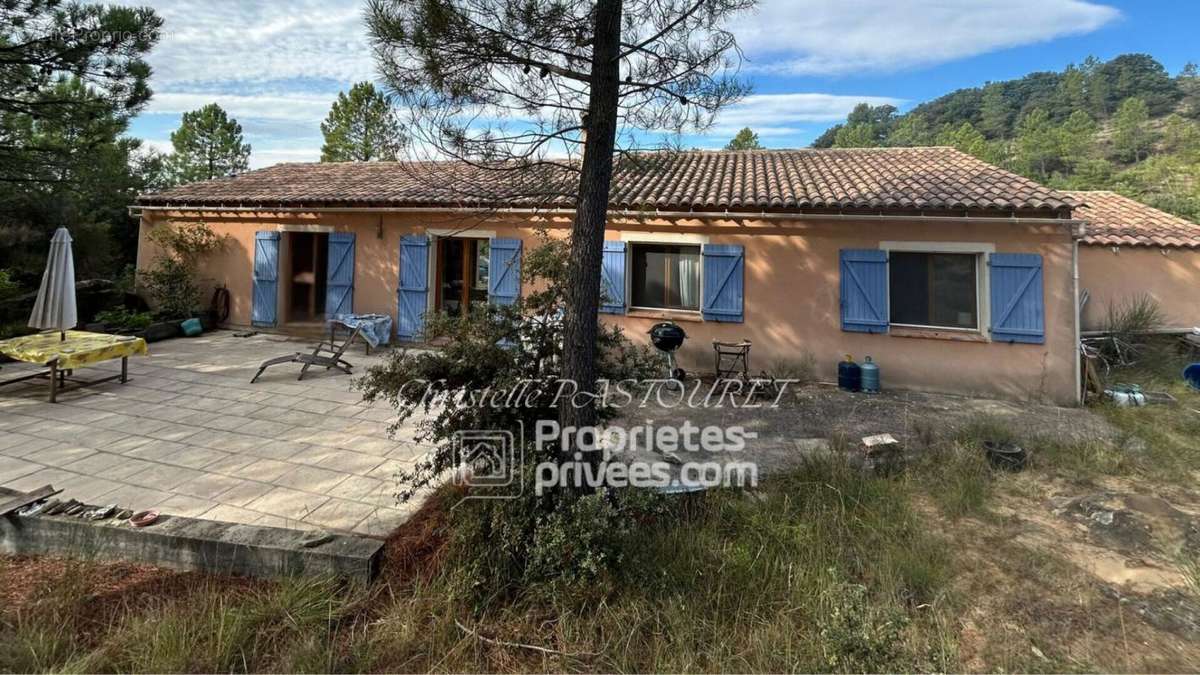 Maison à ROUSSET-LES-VIGNES