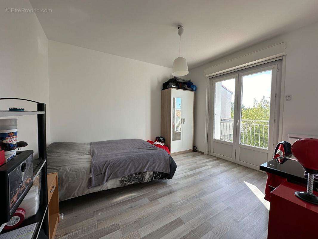 Appartement à SAINT-JEAN-DE-VEDAS