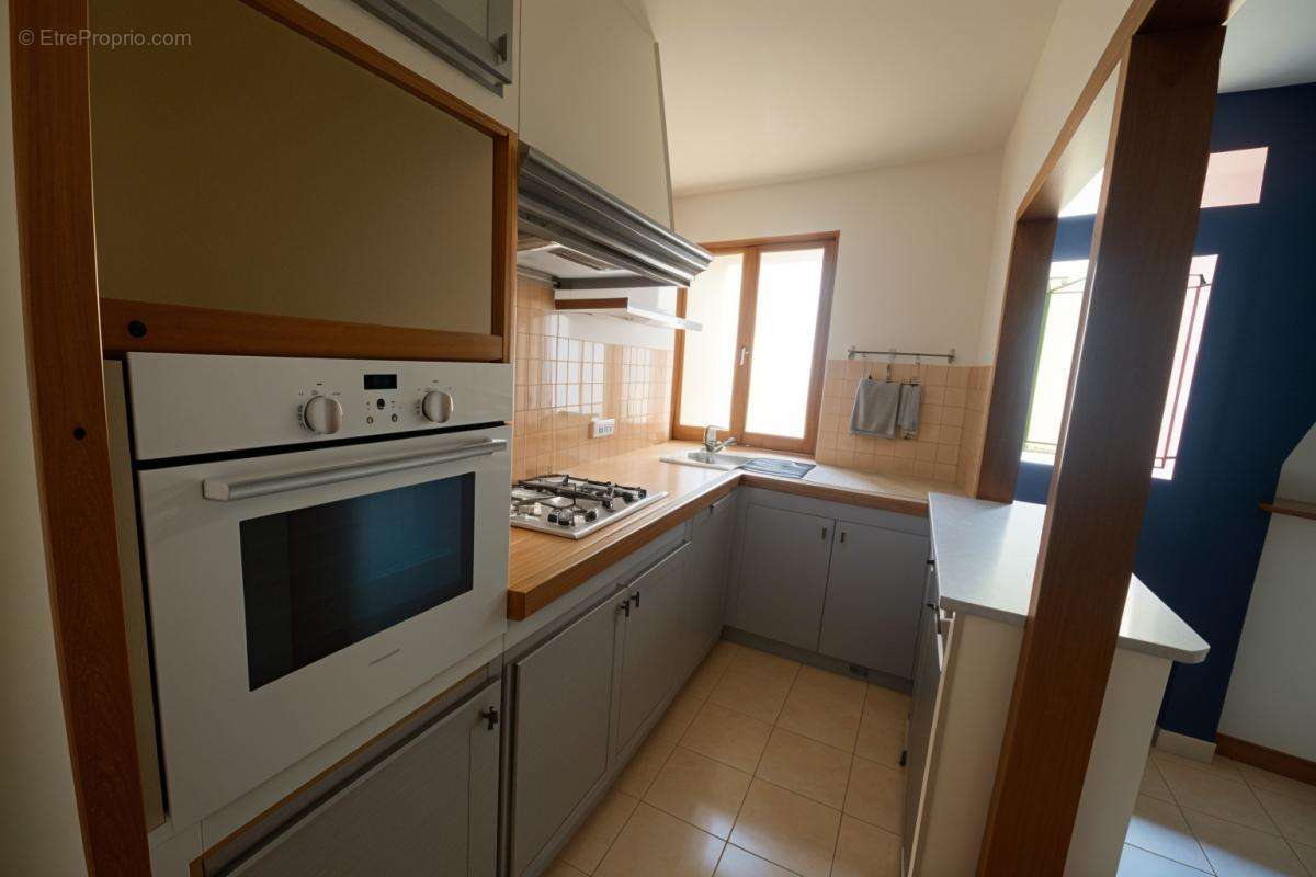 Appartement à CADENET