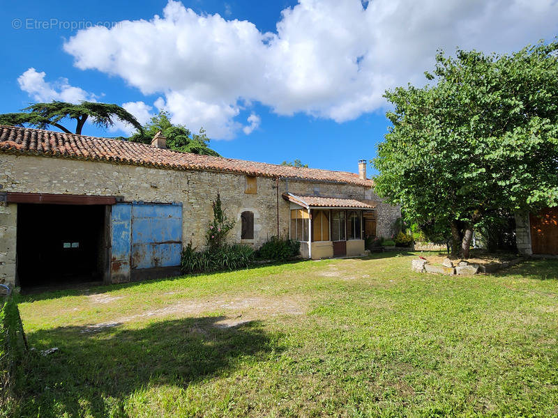 Maison à MONFLANQUIN