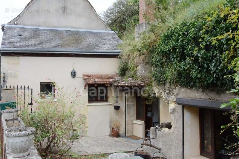 Maison à LUSSAULT-SUR-LOIRE